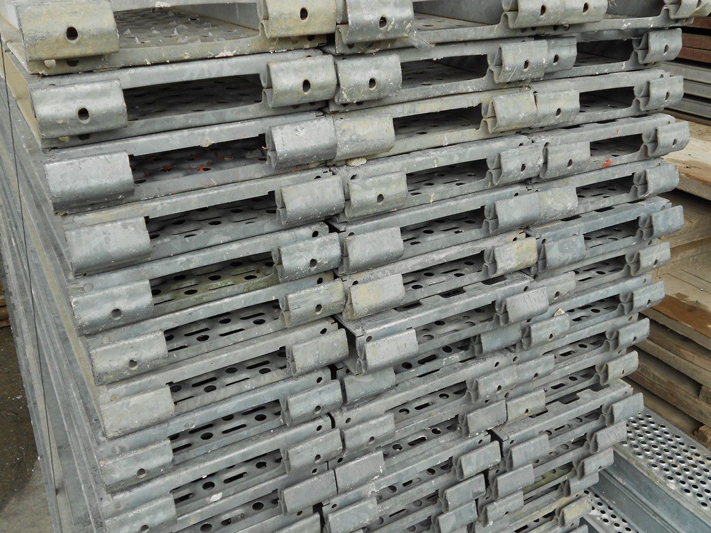 Gebrauchtes Gerüst – Beispielfoto aus dem Lager